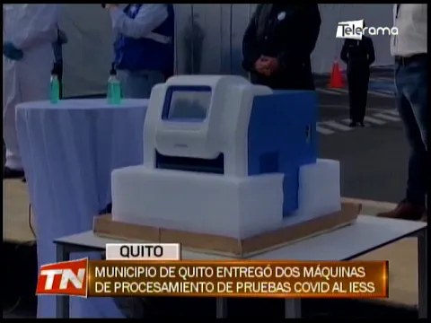 Municipio de Quito entregó dos máquinas de procesamiento de pruebas covid al IESS
