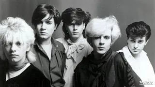 Download Duran duran - Girls on  film [1980 demo] [magnums extended mix] MP3