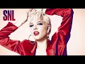 Halsey - Bad At Love (Live on SNL)