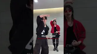 Stray Kids Chk Chk Boom مترجمه ستراي كيدز 