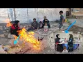 Download Lagu De vrijgevigheid van Zahra, de dank van Tehmina en het geluk van Akbar