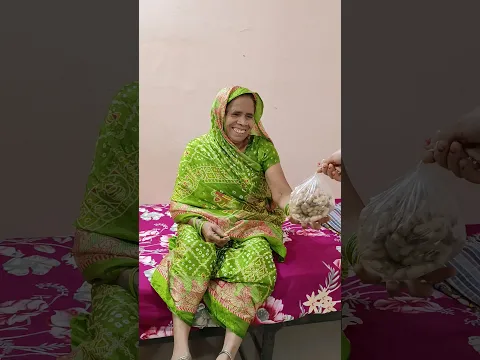 मूंगफली 🥜😂🤣 #GhewarWaliAmma #sasbahu #funny #comedy #BrajBhasha