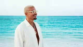                                               عمرو دياب   ١٢ بالليل دندنها
