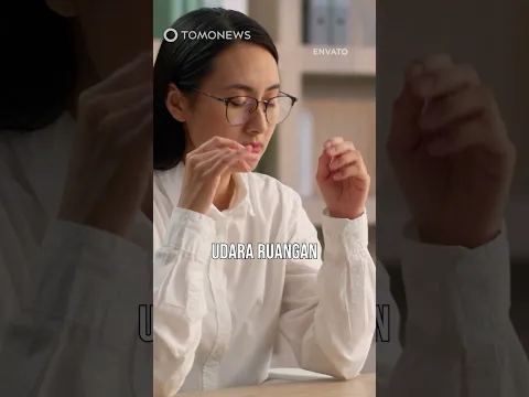 Tren Pegawai di Cina Pakai Payung di Dalam Kantor #shorts