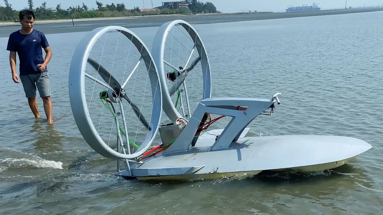 Alien flying boat