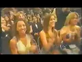 Gilberto Santa Rosa - La Agarro Bajando (En Vivo Desde Premios Lo Nuestro 2001)