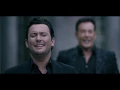 Download Lagu Gerard Joling \u0026 Tino Martin - Laat Me Leven (Officiële Videoclip)