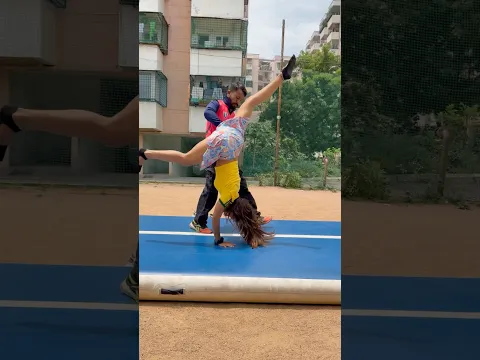 Amazing skills #action #stunt #viralvideo #viralshorts #ytshorts #flip #flexibility