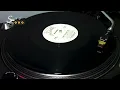 Download Lagu The Whispers - Keep On Lovin' Me (Slayd5000)