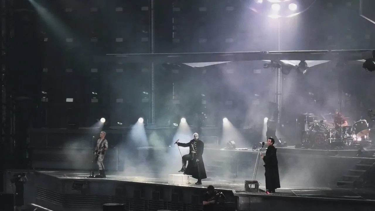 Rammstein - Armee der Tristen [04.06.2022 - Berlin] (multicam by Nightwolf)