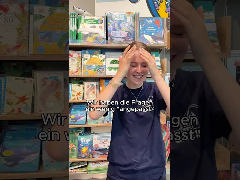 Wir haben die Fragen im Schnitt ein wenig „angepasst“ 🤪 #hausdesmeeres #wien #mitarbeiter