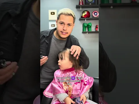 Cortando a franja da minha filha