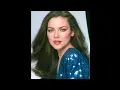 Sexy And Beautiful Photos Of Kim Cattrall