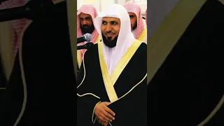 لقطة جميلة جدا للشيخ ماهر المعيقلي يوقف صاحب التصوير قبل أداء الصلاة  لقطة جميلة جدا للشيخ ماهر المعيقلي يوقف صاحب التصوير قبل أداء الصلاة