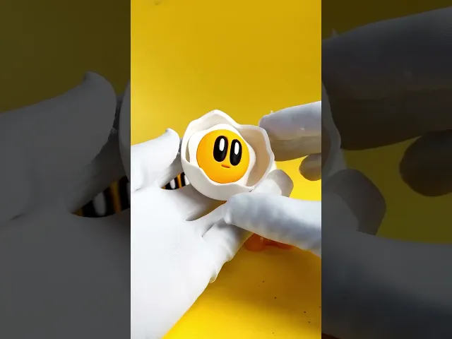 Blob Egg and Yolkies - Crackin Egg Container and Yolk Art Toys video thumbnail