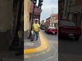 Que rico es vivir en Leon Guanajuato y pasar por las calles del centro con las casas tan viejas