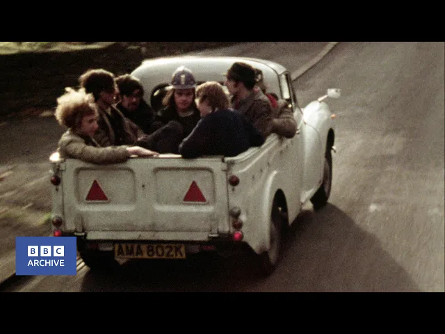 Video: 1973: A Dirty Weekend by the Canal | The Fanatics | BBC Archive