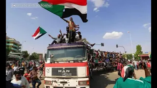 اهداء لكل محبي ومعجبي الفنان مصطفى سيد احمد ورائعة الفنان عبد العزيز العميري الممشى العريض بنقوري 