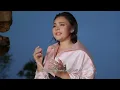 ฝนต้องสาป - Takkatan Chollada ตั๊กแตน ชลดา『LYRIC VIDEO』