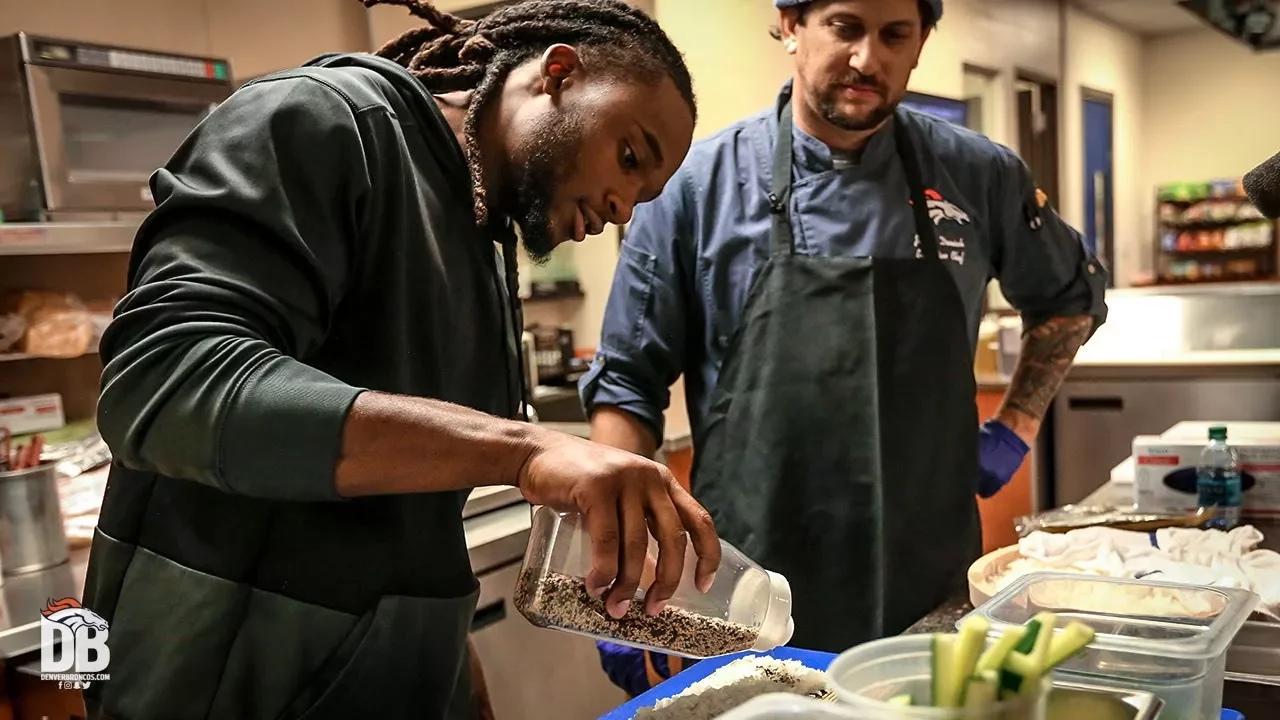 Taste of the Broncos: Bradley Roby learns how to make sushi