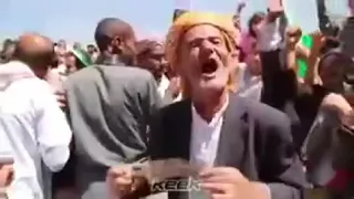 يا احمد علي دندنها