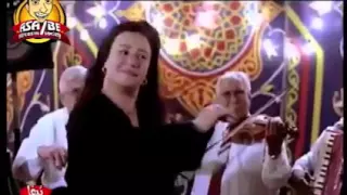 مبروك مبروك مبروك     مبروك عليكم وعلينا     يارب كتر أفراحنا وعلى قد نيتنا ادينا     زغروطة  يالا دندنها
