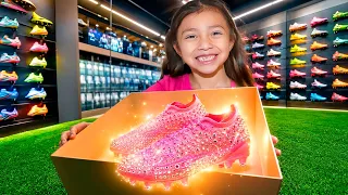 COMPRANDO LOS SEGUNDOS ZAPATOS DE FUTBOL PARA MELANIE ⚽