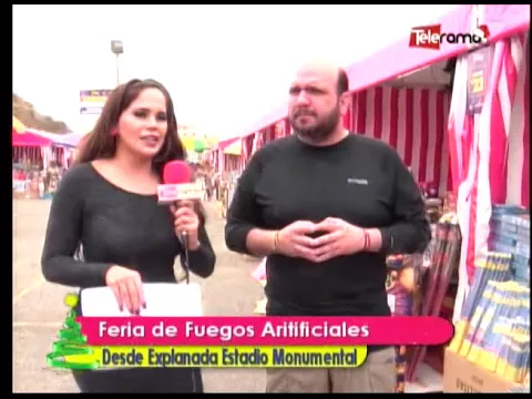 Feria de Fuegos Artificiales desde explanada Estadio Monumental
