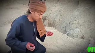 اه من يوم هيجي مليان جرح وقلم دندنها