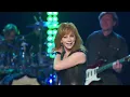 Reba McEntire - The Night The Lights Went Out In Georgia (Outnumber Hunger Concert)