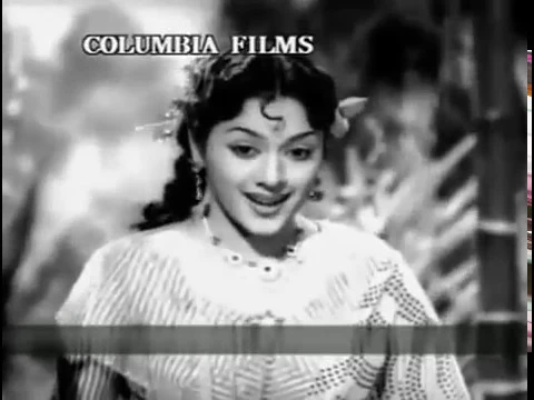 Punnagai Thavazhum - YouTube