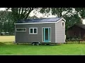 Download Lagu Een piepklein paleisje op wieltjes! Bredanaar bouwt eigen Tiny House