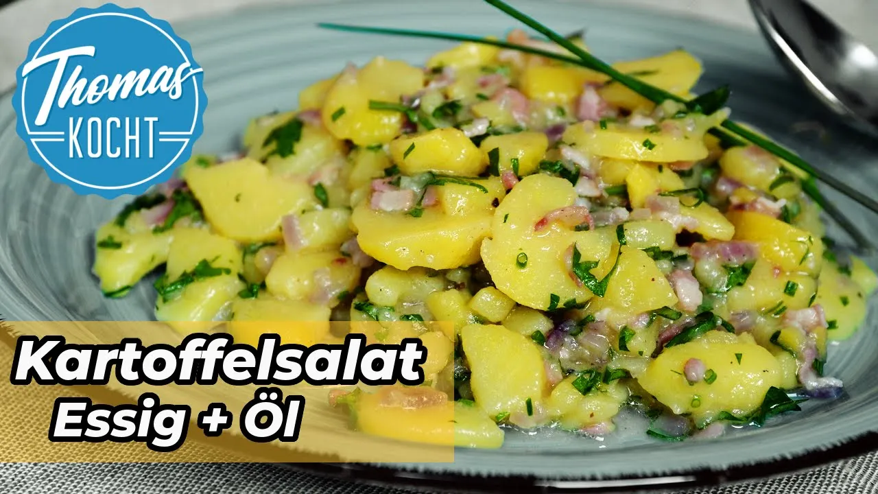 klassischer Kartoffelsalat ohne Mayonnaise. 