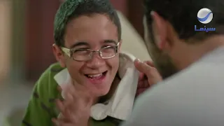 عمر وسلمى2 لما جارك يسيب ابنه الرخم عندك في البيت 