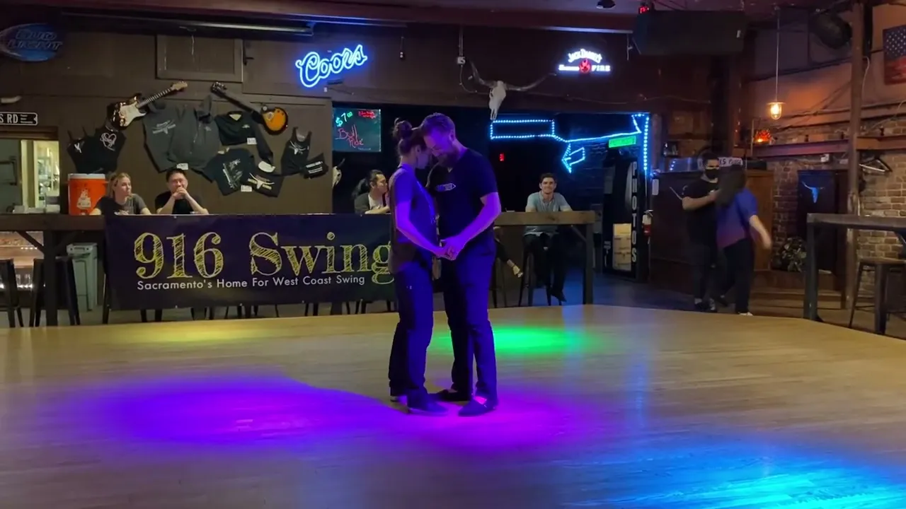Ben McHenry & Jocelyn Mobley @ 916 Swing (8/23/22)