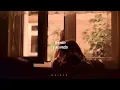 Hadise - Küçük Bir Yol (Lyrics) "küçük bir yoldayım en başındayım"