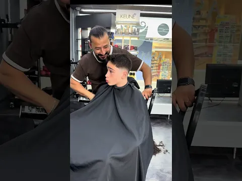 If this video reaches 10,000 likes, I’ll cut my hair.🤣# #foryou #barber #viral #funny #fyp #deutsch