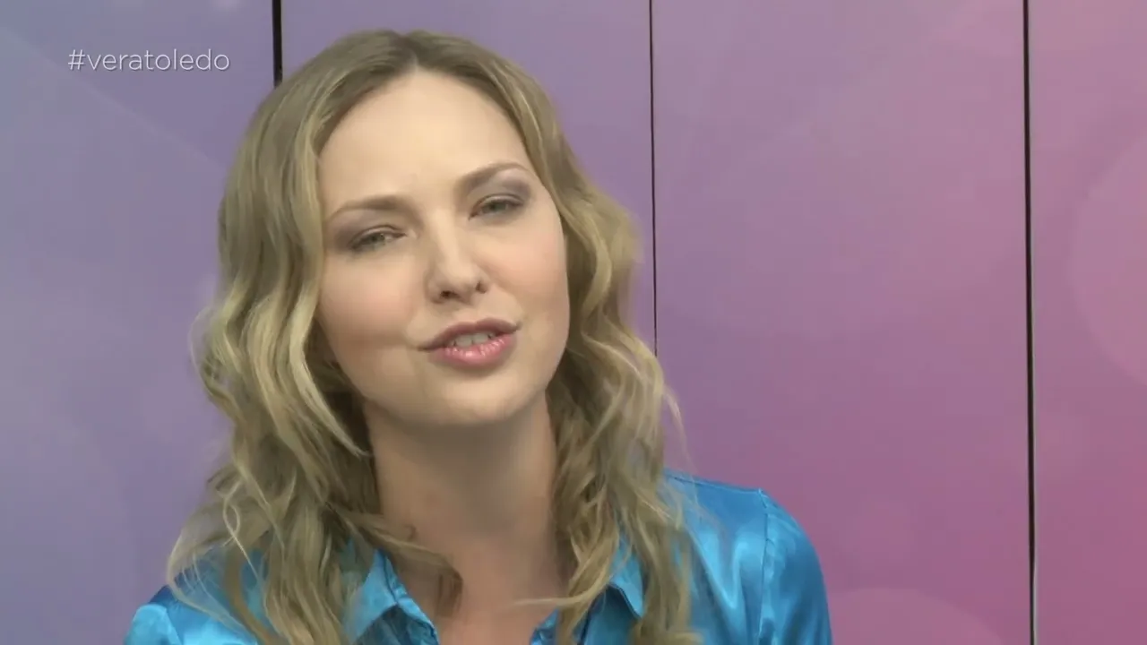 Programa Vera Toledo: Conheça mais do estilo musical da cantora Manoela Balan