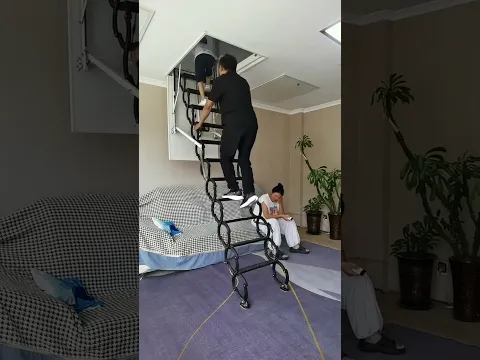 Secret Tunnel House?! 😱🏠 #FYP #Shorts #Viral