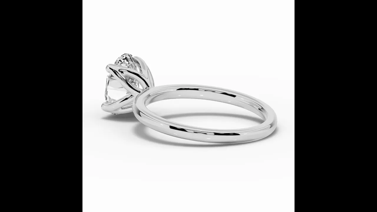 Oval Lustre Solitaire