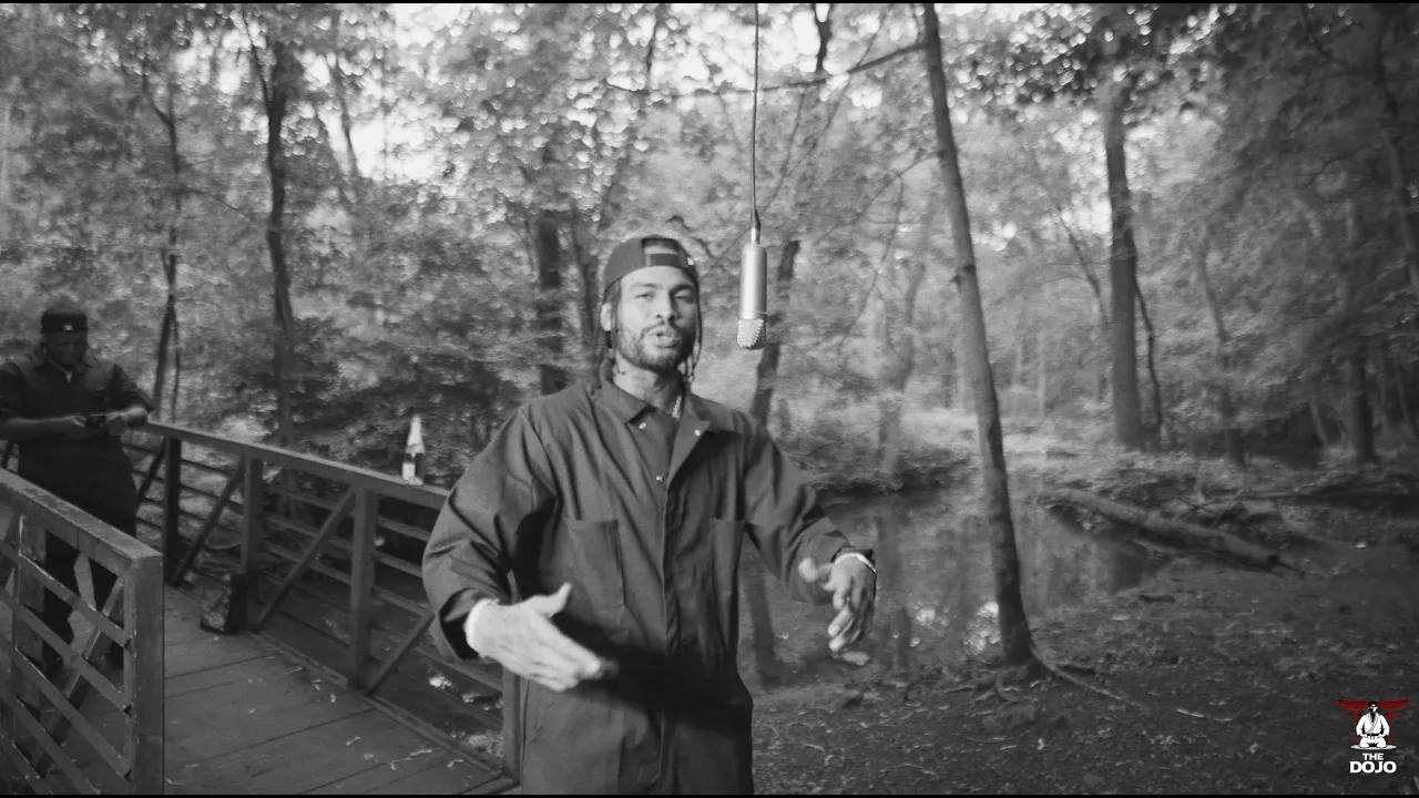 Dave East & Young Chris - PABLO & GUNNER (@Watchthedojo Hanging Mic Music Video) Dave East & Young Chris - PABLO & GUNNER (@Watchthedojo Hanging Mic Music Video)