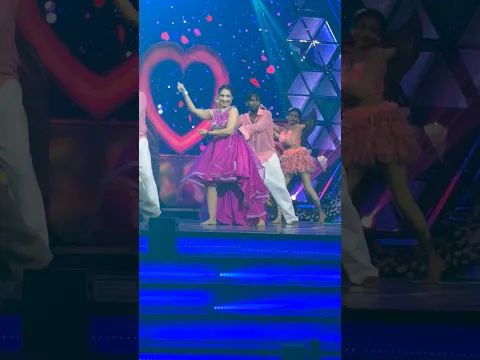 Recent dance performance ❤️✨ #vaisshnavi #shorts