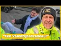 Download Lagu Robert voert een noodreparatie uit bij een diesellekkage van een Renault | ANWB Wegenwachtvlogs