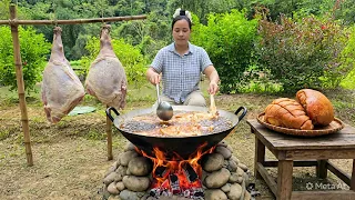 Crispy Golden Giant Fried Pork Leg with Fresh Summer Rice Noodles