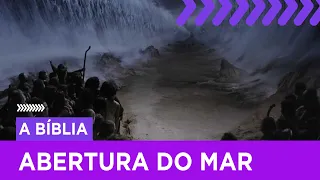 O milagre de Deus: Hebreus atravessam o Mar Vermelho | A Bíblia