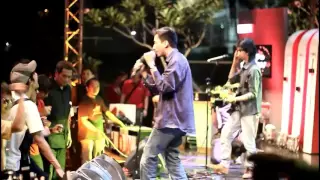 coffee reggae stone topeng monyet imanez live radioshow tvone lirik