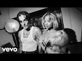 Download Lagu Damiano David, Tyla, Nile Rodgers - Talk to Me (Official Video)