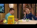 Download Lagu Trisskraparen får Jenny Strömstedt att vika sig av skratt - Nyhetsmorgon (TV4)