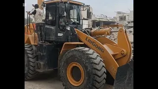 مشاهد من لحظة دخول الصليب الأحمر والطواقم الفنية المصرية برفقة عناصر المقـ ـاومة إلى حي الشجاعية 