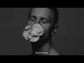 Gimme Gimme - Johnny Stimson (Lyrics)